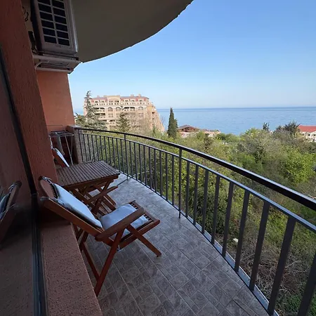 Apartamento Cote D'azur In Varna With Amazing Sea View